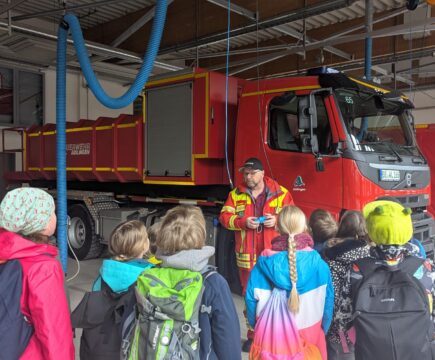 Besuch bei der Feuerwehr in Aidlingen