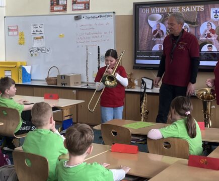 Musikverein Aidlingen stellt Blasinstrumente vor