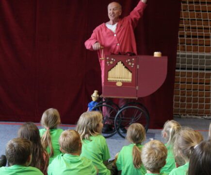 Theaterbesuch “Rose Übermut”