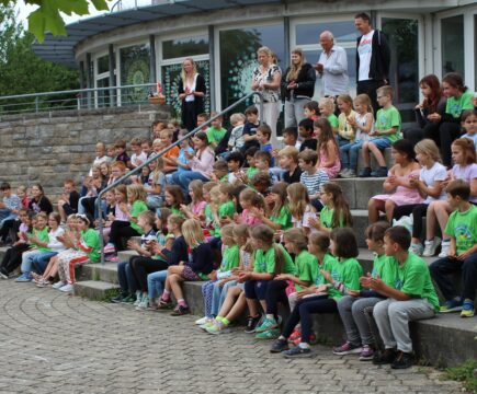 Schwimmbadzeit – ein herzliches Dankeschön an Herrn Wosnitzka
