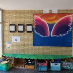 Kreativer Abschluss der Klasse 4: Unser Eingangsbereich erstrahlt in neuem Glanz