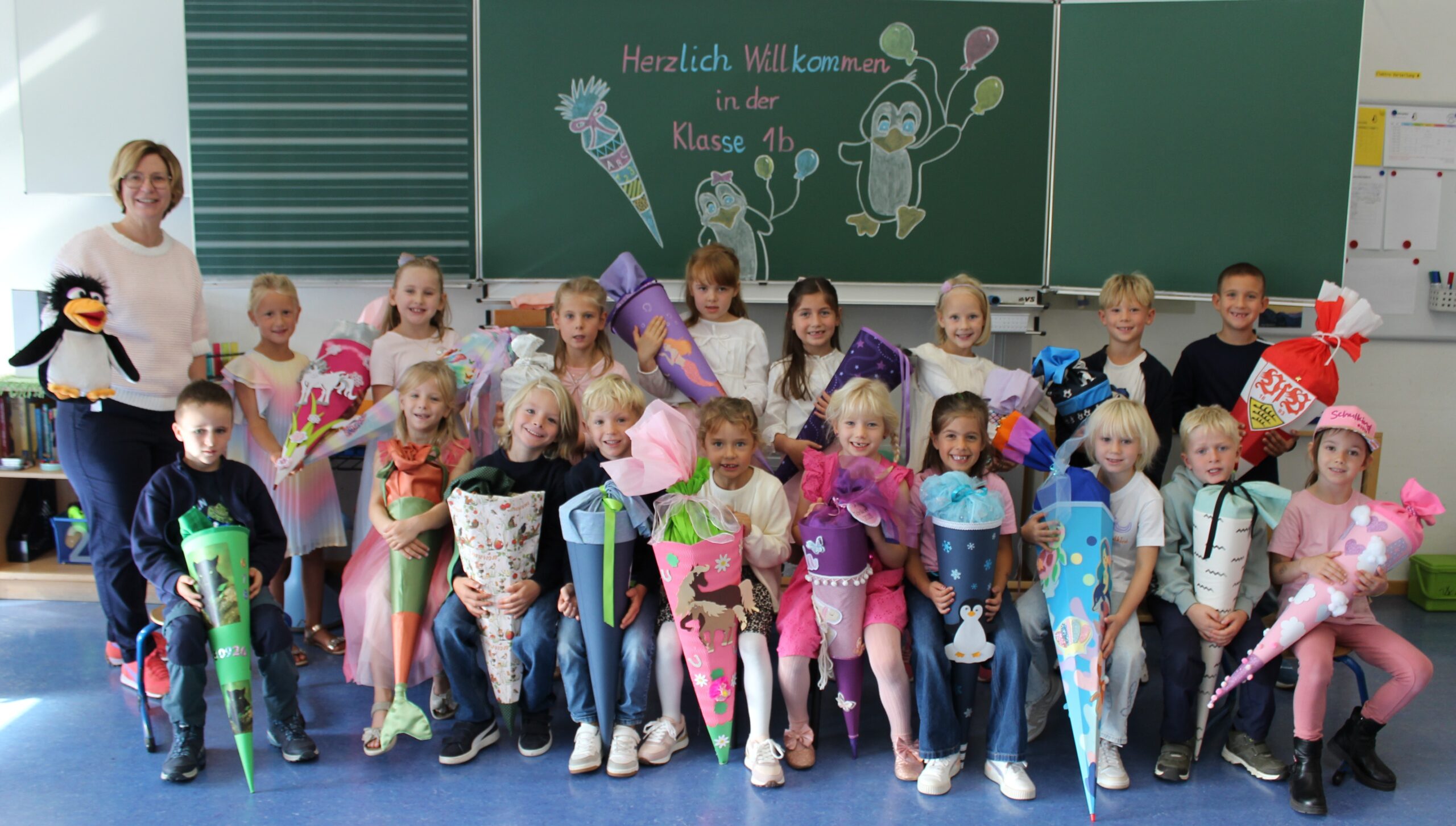 Klassenfoto der Klasse 1b.